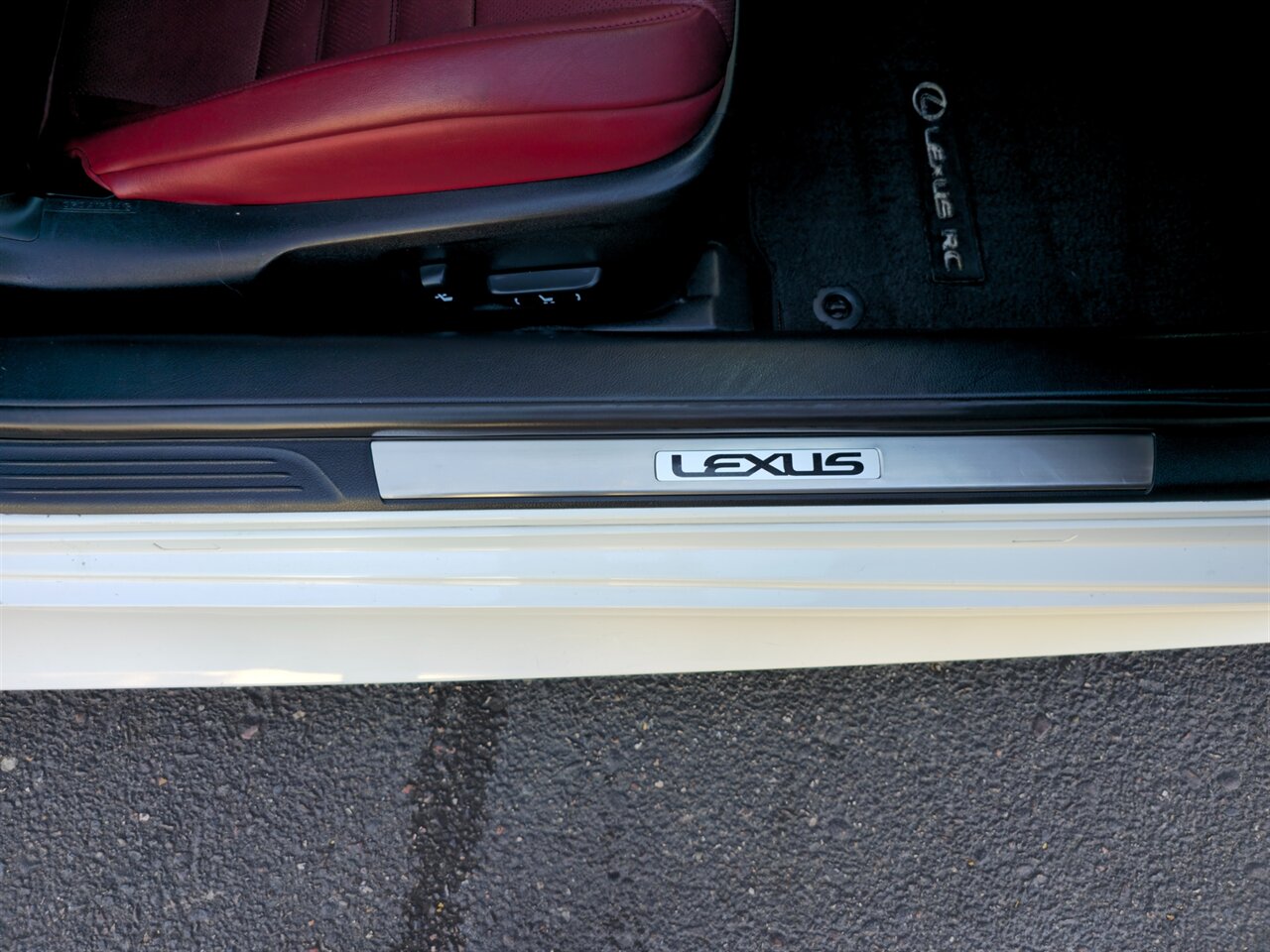 2016 Lexus RC 200t F Sport - Photo 25 - Mesa, AZ 85215