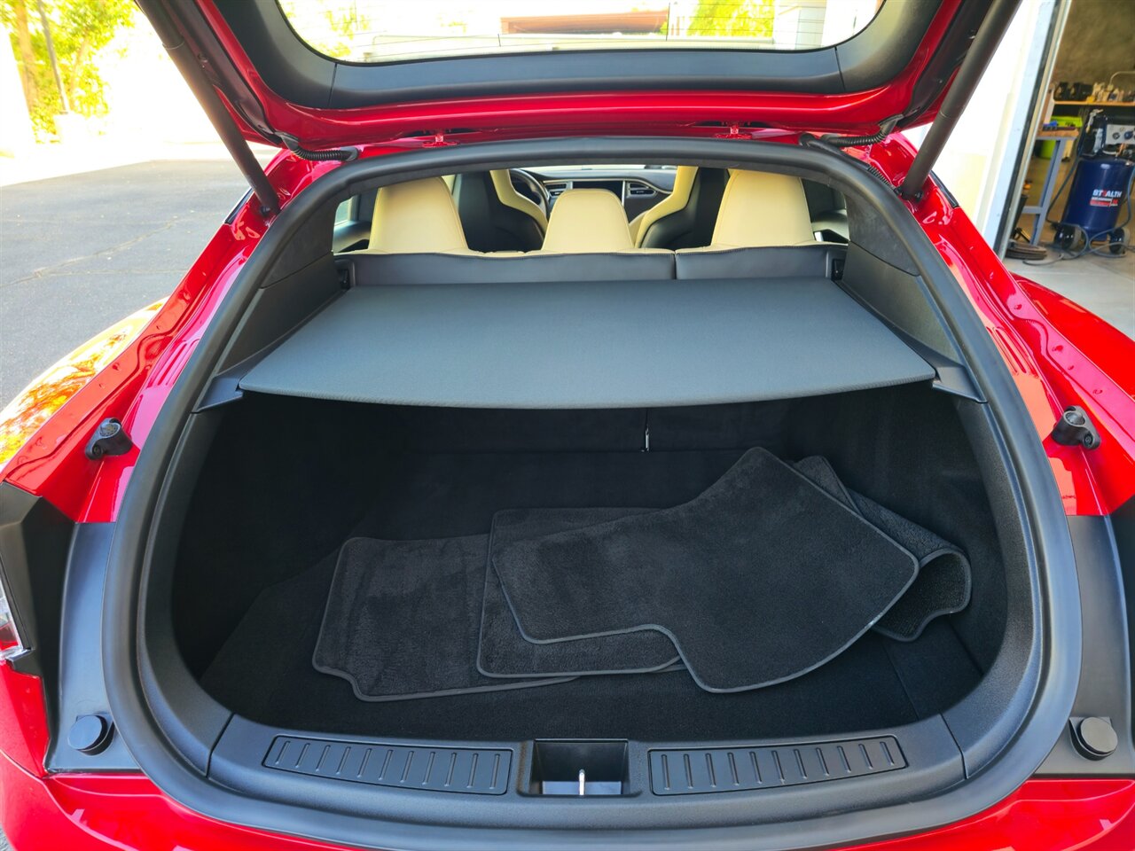 2016 Tesla Model S 90D   - Photo 35 - Mesa, AZ 85215