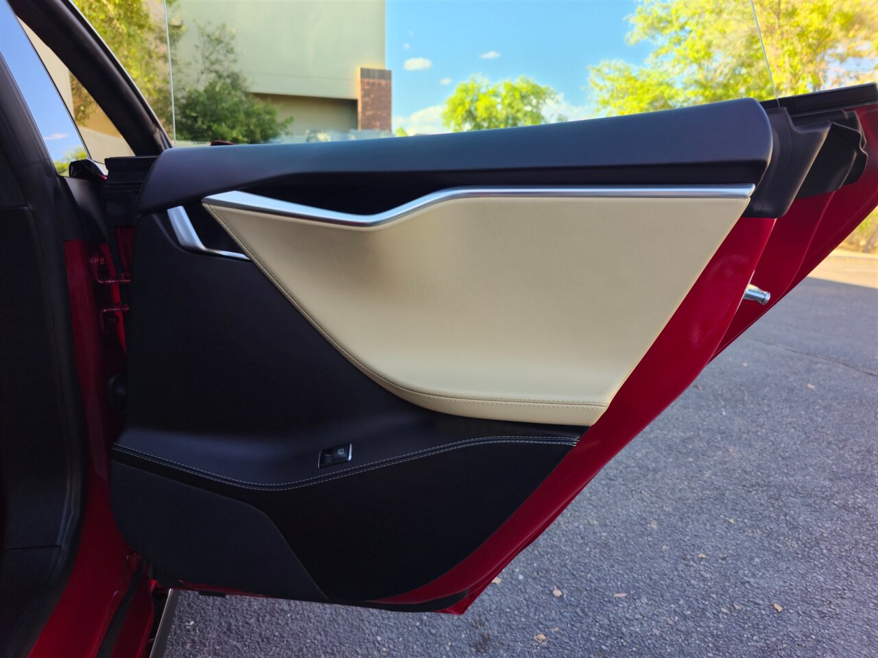 2016 Tesla Model S 90D   - Photo 31 - Mesa, AZ 85215