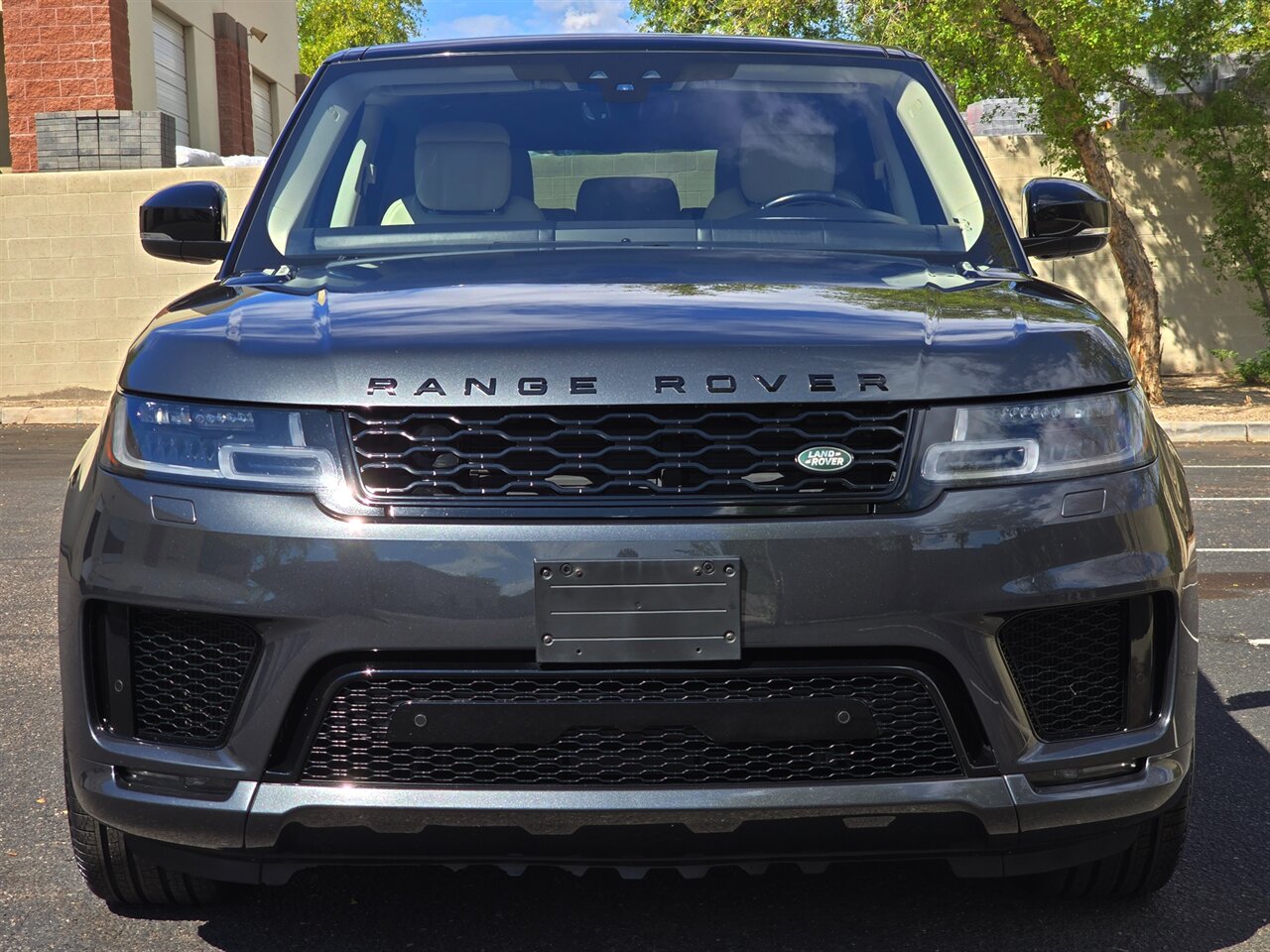 2019 Land Rover Range Rover HSE photo 3