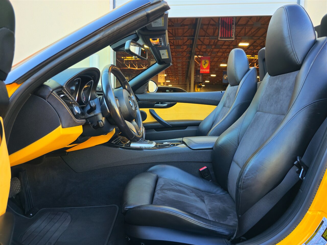 2013 BMW Z4 sDrive35i M Sport Citrus Yellow Edition - Photo 18 - Mesa, AZ 85215