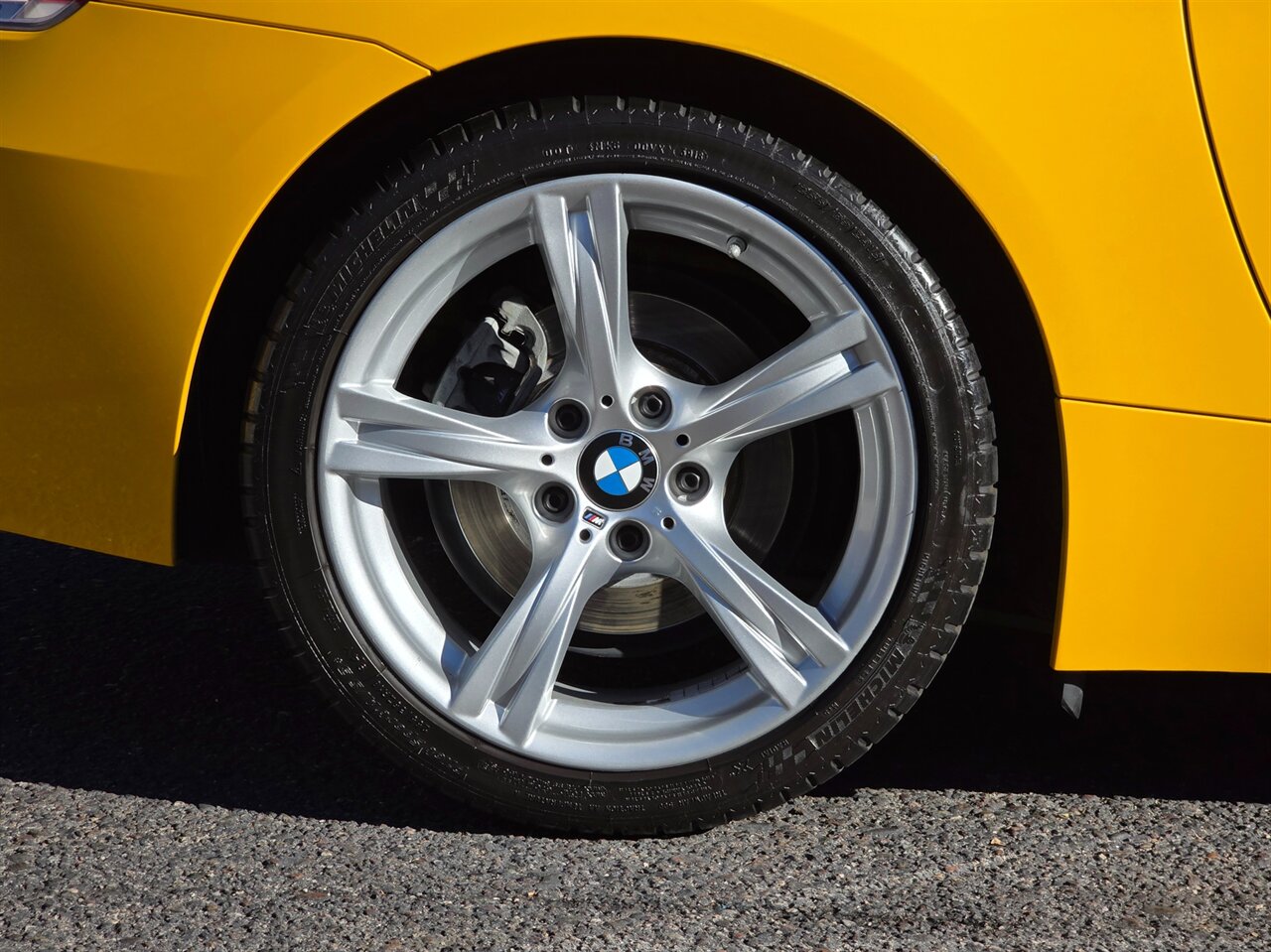 2013 BMW Z4 sDrive35i M Sport Citrus Yellow Edition - Photo 36 - Mesa, AZ 85215