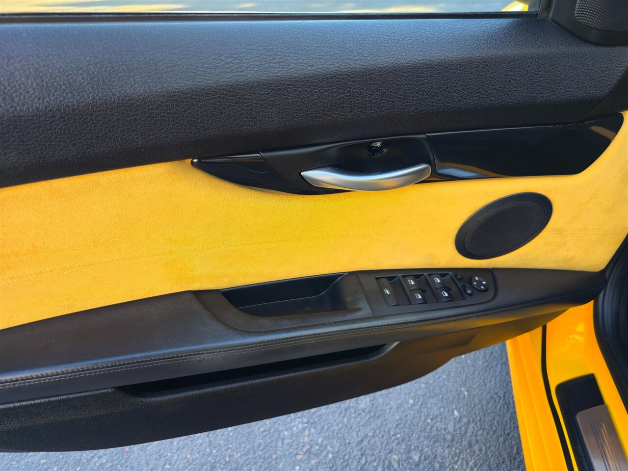 2013 BMW Z4 sDrive35i M Sport Citrus Yellow Edition - Photo 16 - Mesa, AZ 85215