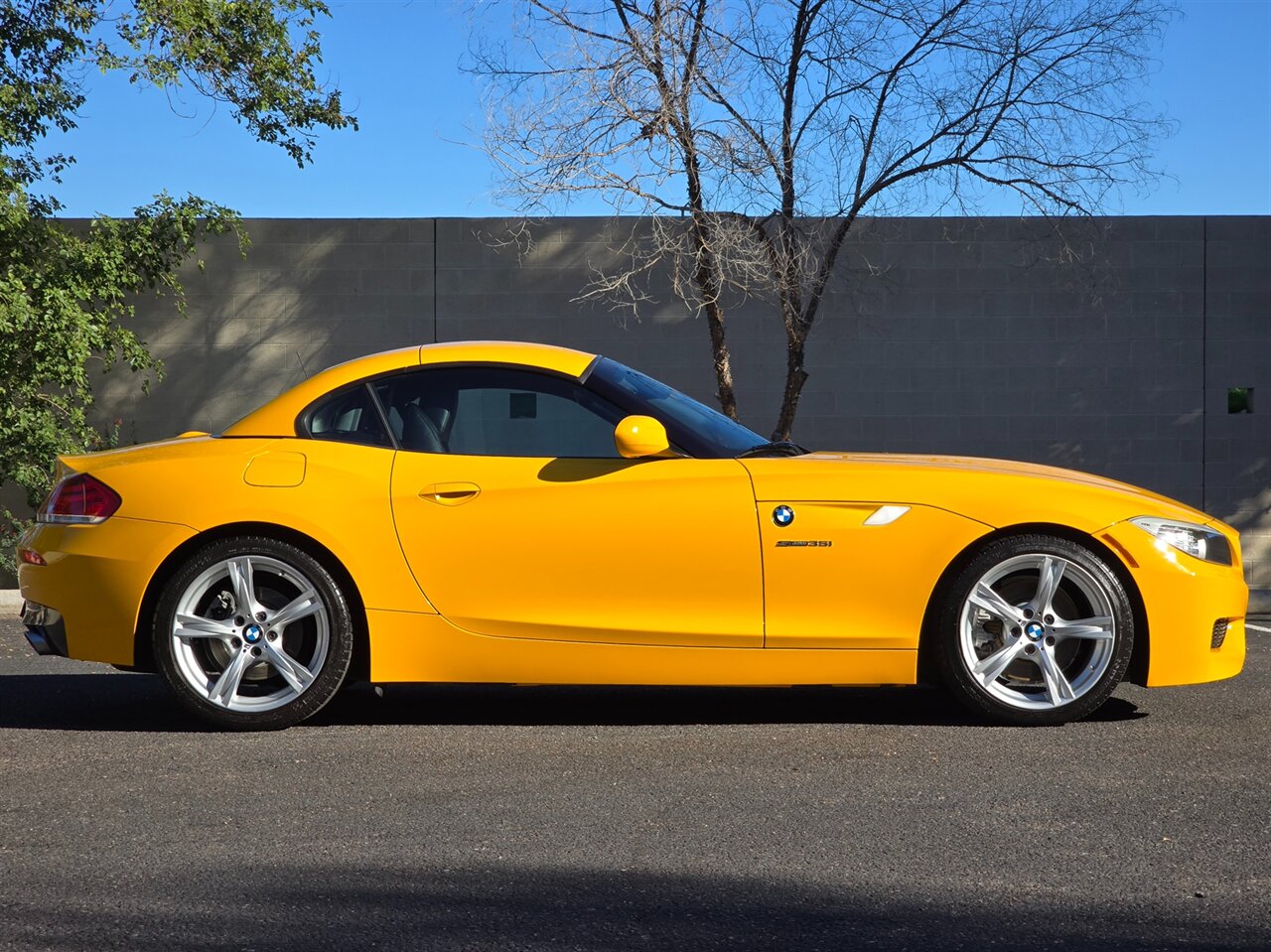 2013 BMW Z4 sDrive35i M Sport Citrus Yellow Edition - Photo 13 - Mesa, AZ 85215