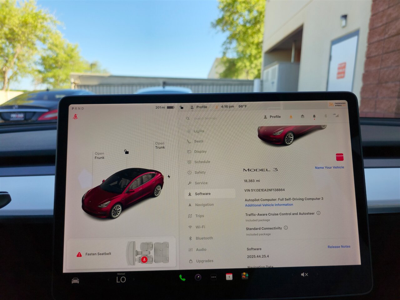 2022 Tesla Model 3 - Photo 17 - Mesa, AZ 85215