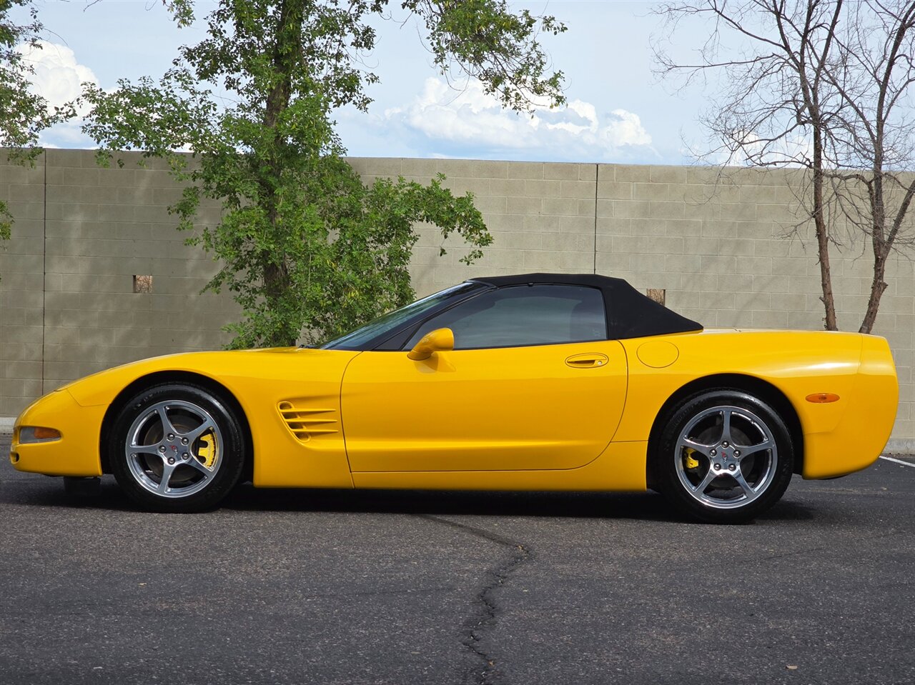 2000 Chevrolet Corvette Convertible   - Photo 9 - Mesa, AZ 85215
