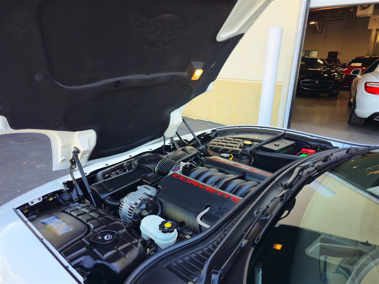 2004 Chevrolet Corvette Convertible - Photo 31 - Mesa, AZ 85215