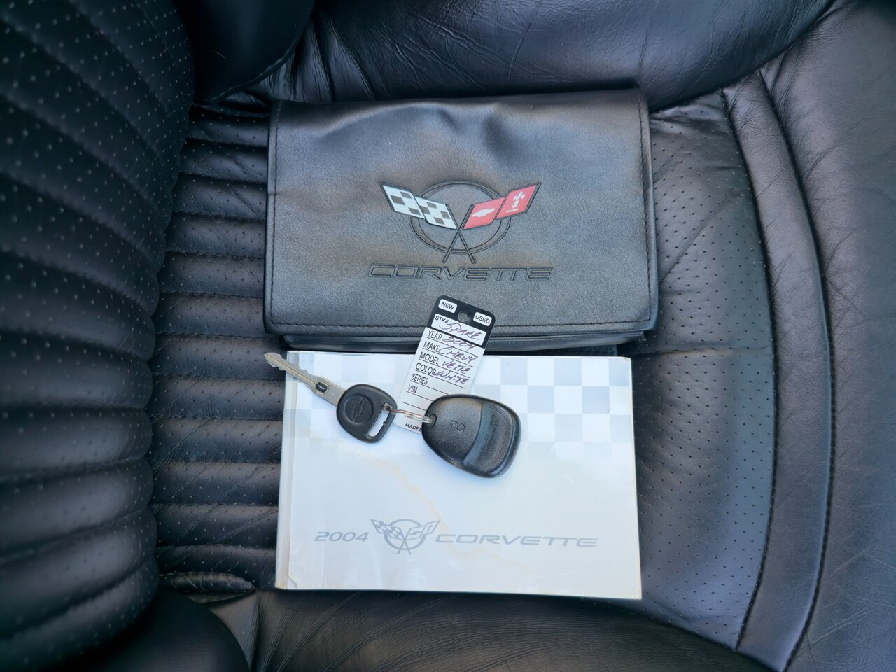 2004 Chevrolet Corvette Convertible - Photo 29 - Mesa, AZ 85215