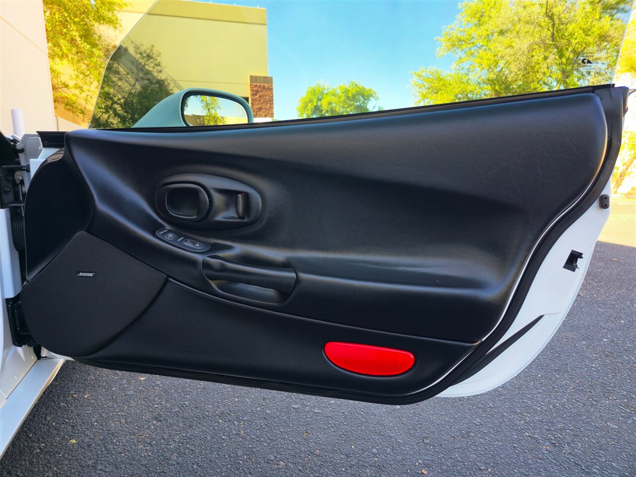 2004 Chevrolet Corvette Convertible - Photo 23 - Mesa, AZ 85215
