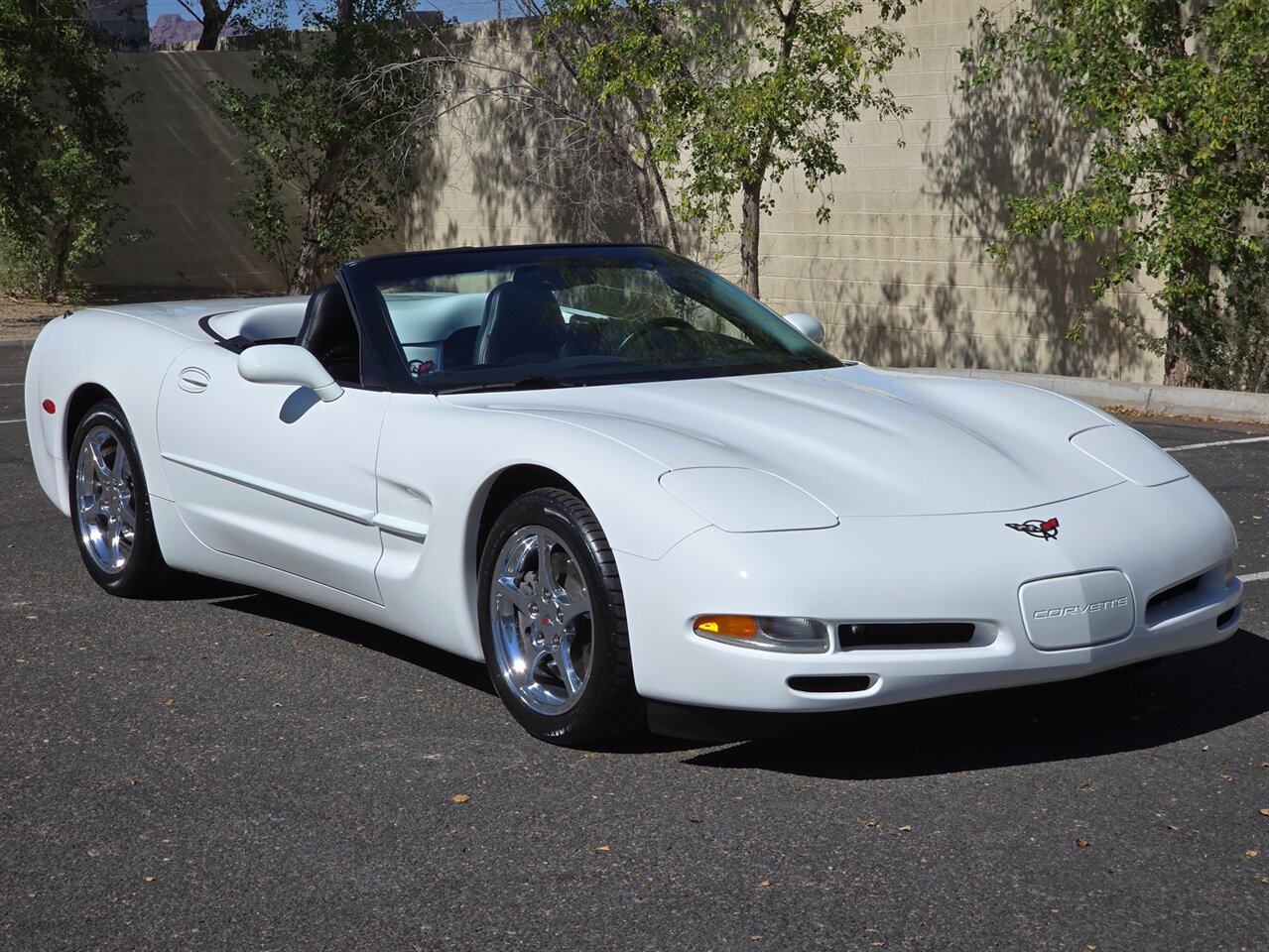 2004 Chevrolet Corvette Convertible - Photo 2 - Mesa, AZ 85215