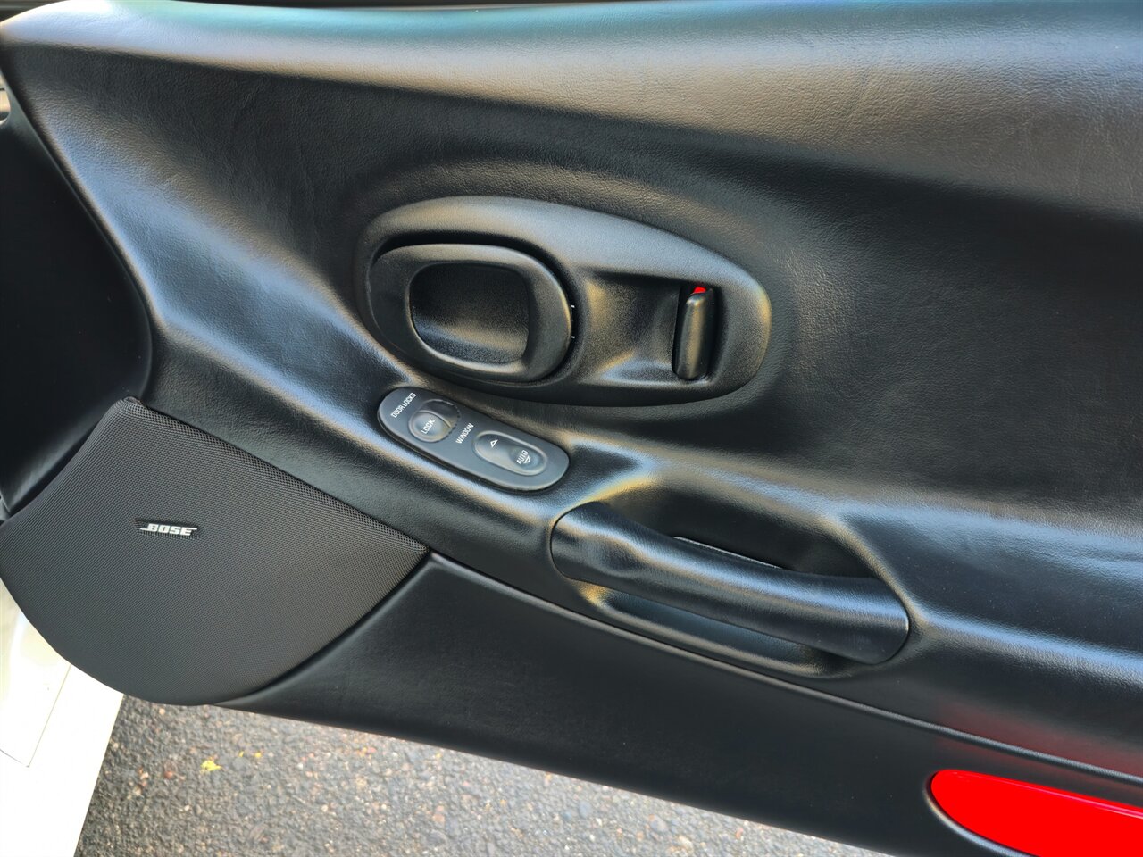 2004 Chevrolet Corvette Convertible - Photo 24 - Mesa, AZ 85215