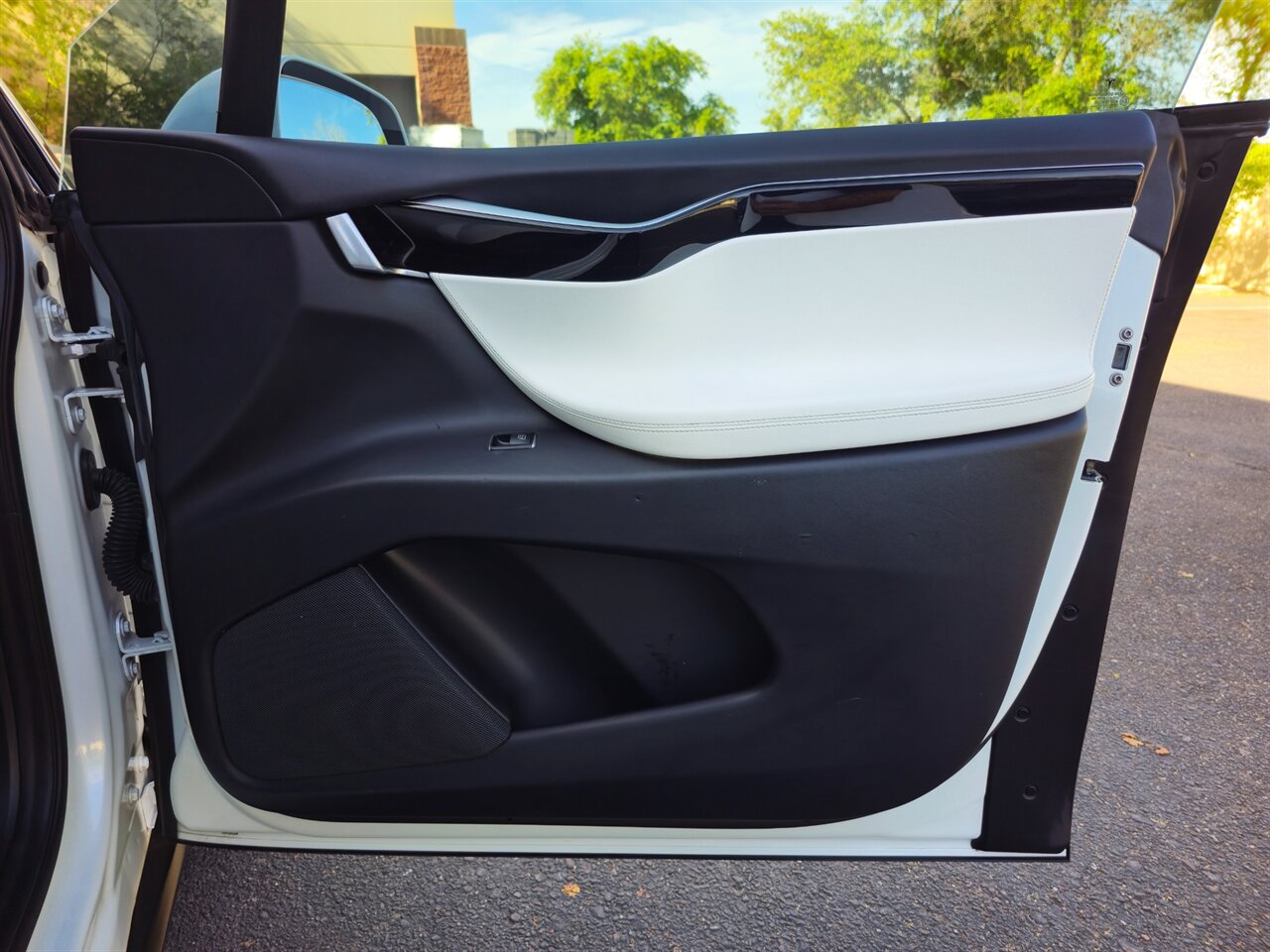 2017 Tesla Model X 100D - Photo 20 - Mesa, AZ 85215