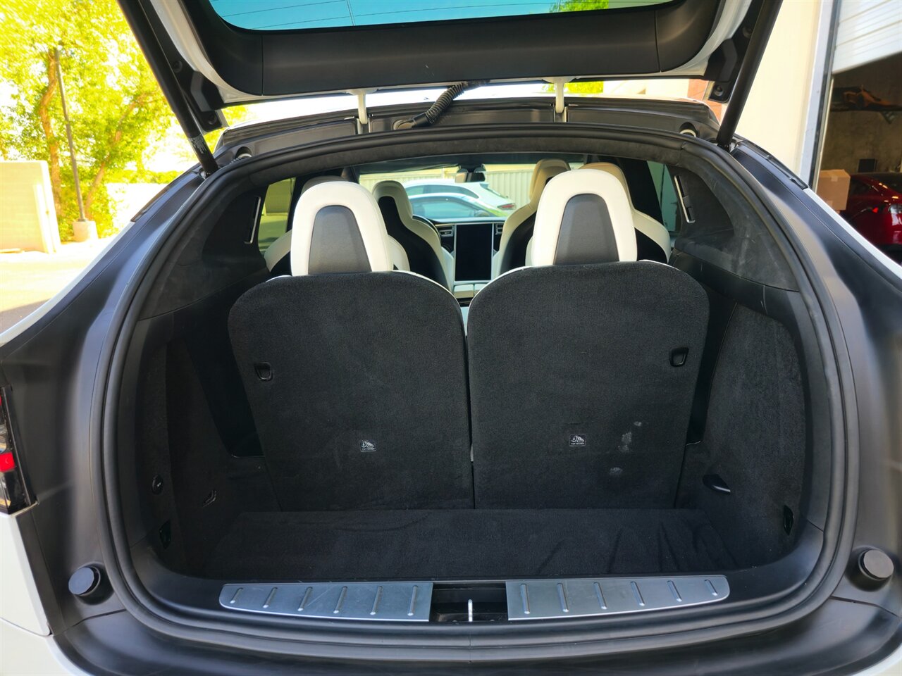 2017 Tesla Model X 100D - Photo 29 - Mesa, AZ 85215