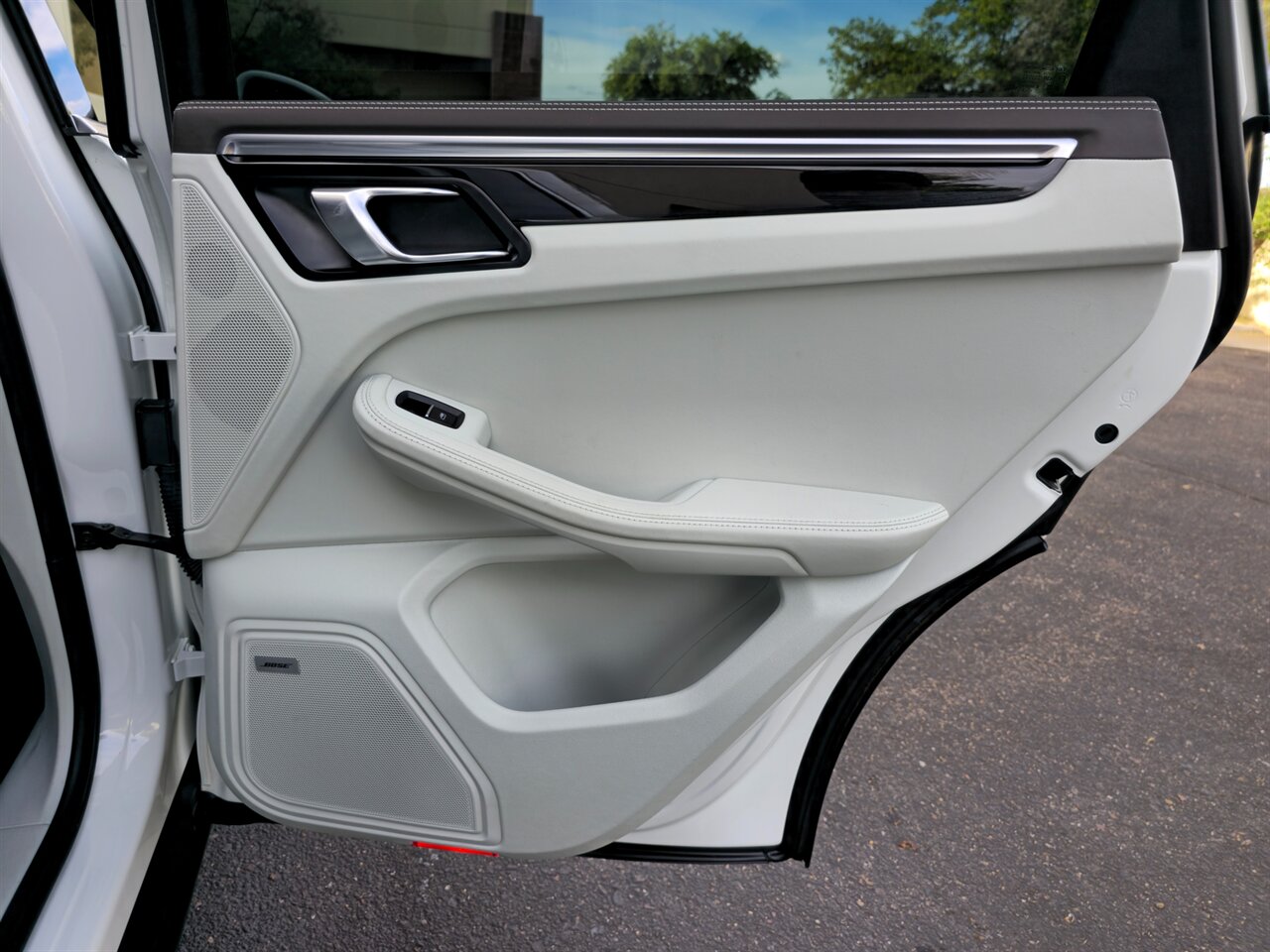 2019 Porsche Macan S - Photo 32 - Mesa, AZ 85215