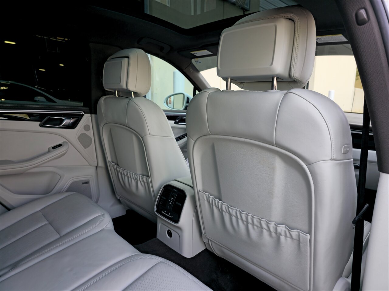 2019 Porsche Macan S - Photo 35 - Mesa, AZ 85215