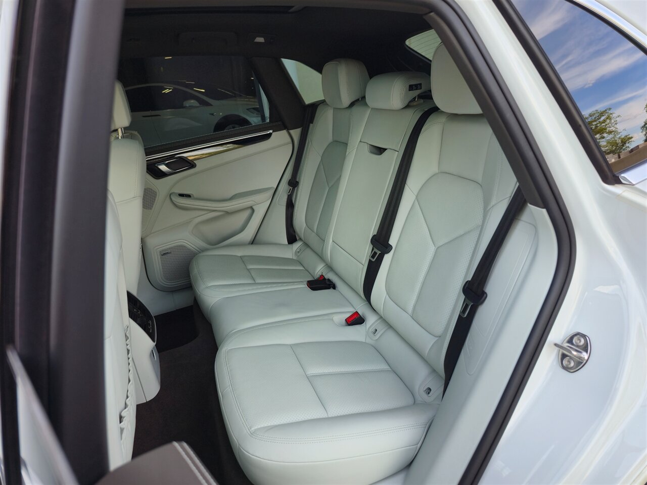 2019 Porsche Macan S - Photo 28 - Mesa, AZ 85215