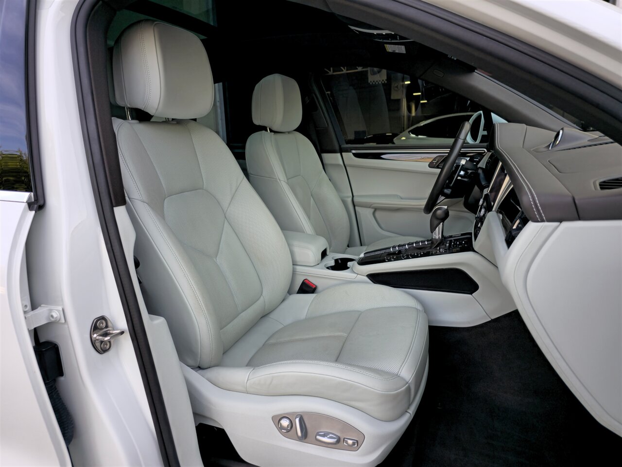 2019 Porsche Macan S - Photo 24 - Mesa, AZ 85215