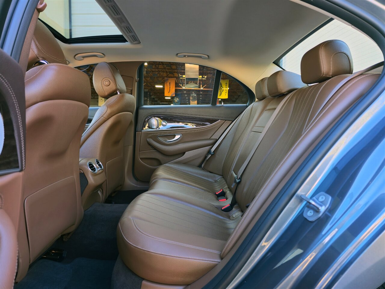 2017 Mercedes-Benz E 300 - Photo 29 - Mesa, AZ 85215