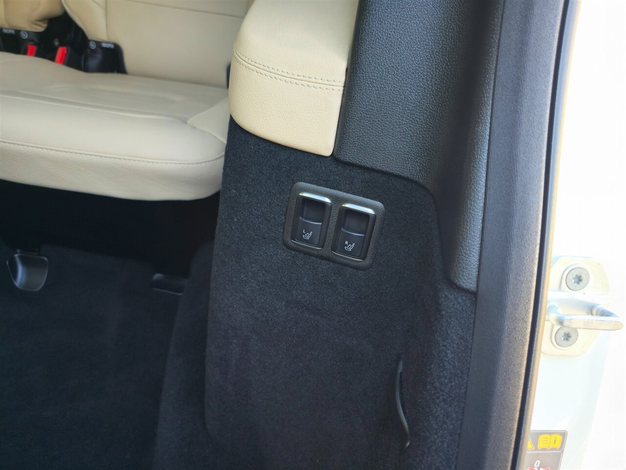 2017 Mercedes-Benz GLS 550 4MATIC 4MATIC - Photo 33 - Mesa, AZ 85215