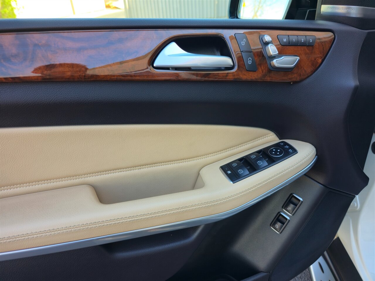 2017 Mercedes-Benz GLS 550 4MATIC 4MATIC - Photo 12 - Mesa, AZ 85215