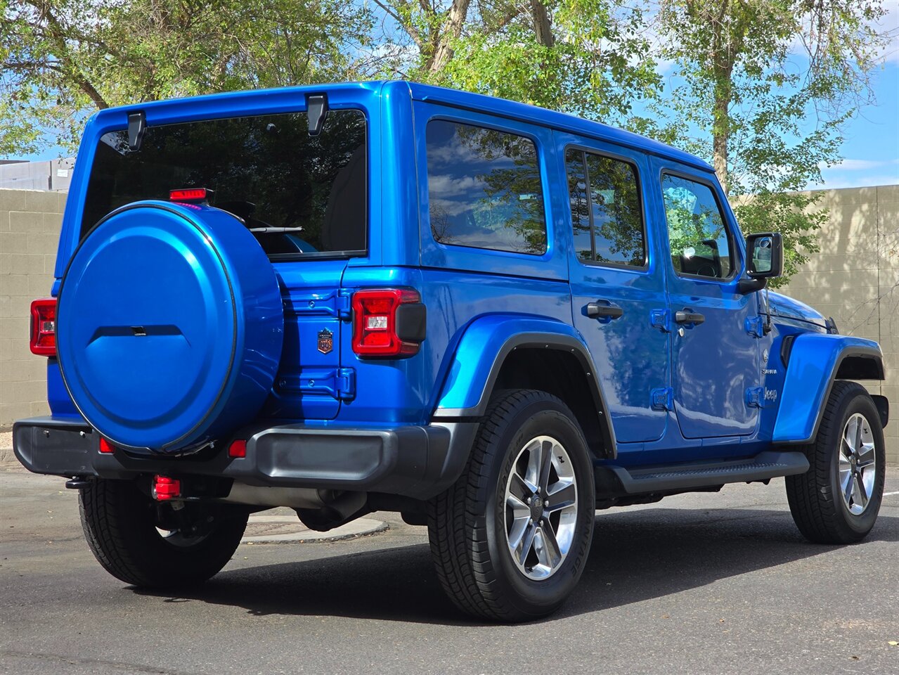 2021 Jeep Wrangler Unlimited Unlimited Sahara   - Photo 10 - Mesa, AZ 85215