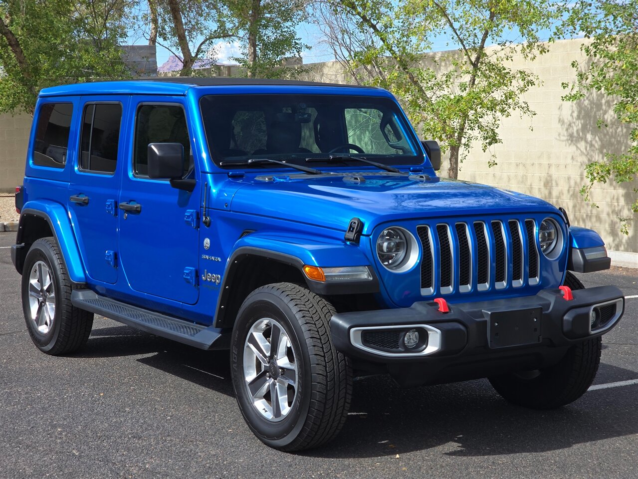 2021 Jeep Wrangler Unlimited Unlimited Sahara   - Photo 2 - Mesa, AZ 85215