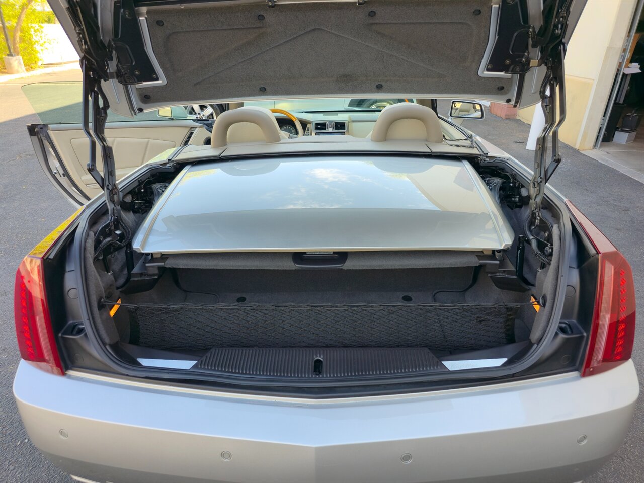 2005 Cadillac XLR - Photo 32 - Mesa, AZ 85215