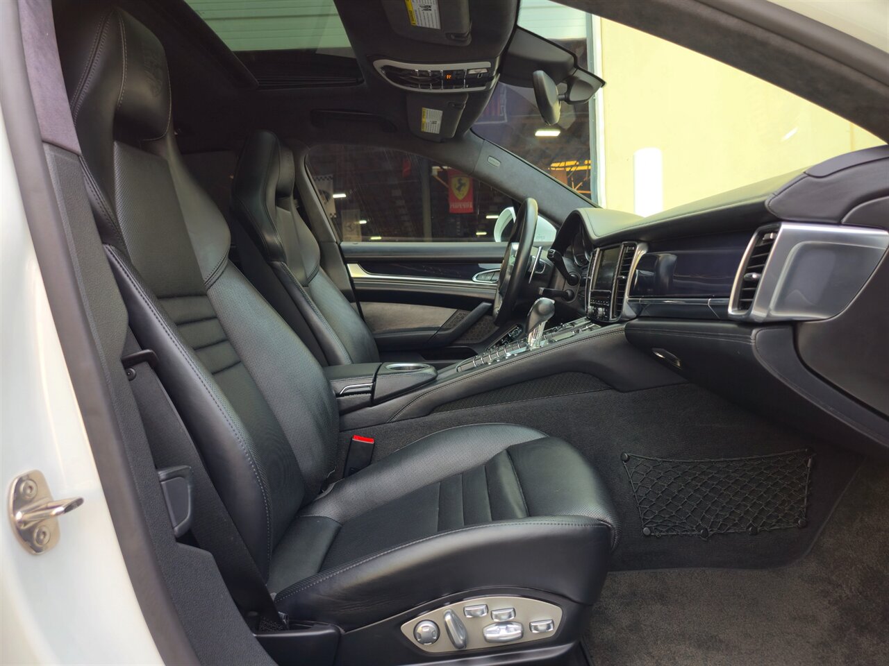 2014 Porsche Panamera Turbo - Photo 22 - Mesa, AZ 85215