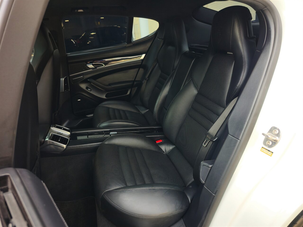 2014 Porsche Panamera Turbo - Photo 27 - Mesa, AZ 85215