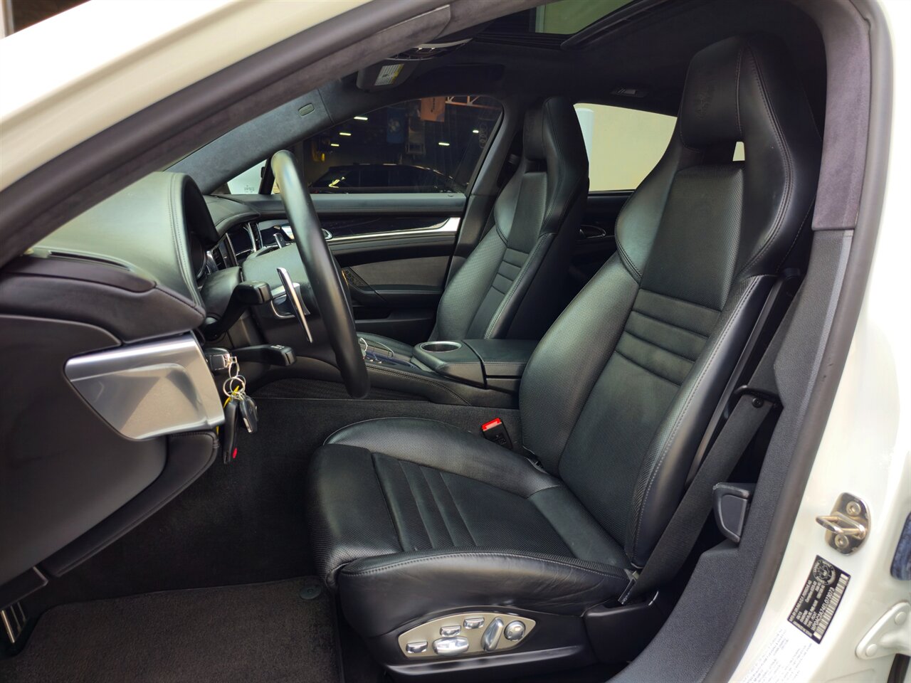 2014 Porsche Panamera Turbo - Photo 14 - Mesa, AZ 85215