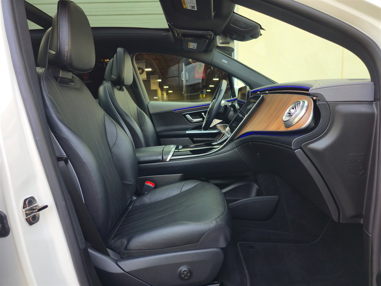 2023 Mercedes-Benz EQE 350 4MATIC - Photo 25 - Mesa, AZ 85215