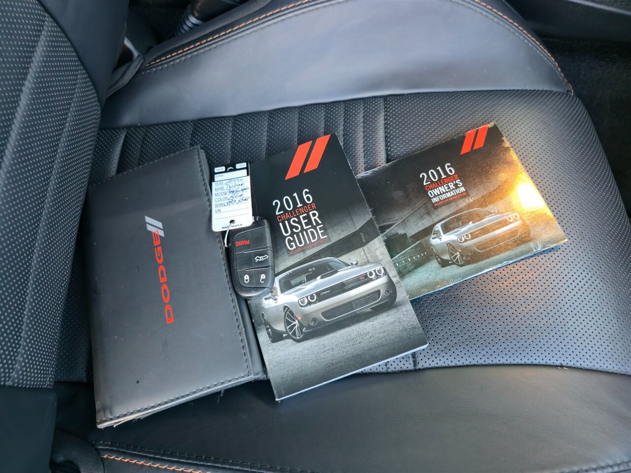 2016 Dodge Challenger 392 HEMI Scat Pack Shaker - Photo 33 - Mesa, AZ 85215