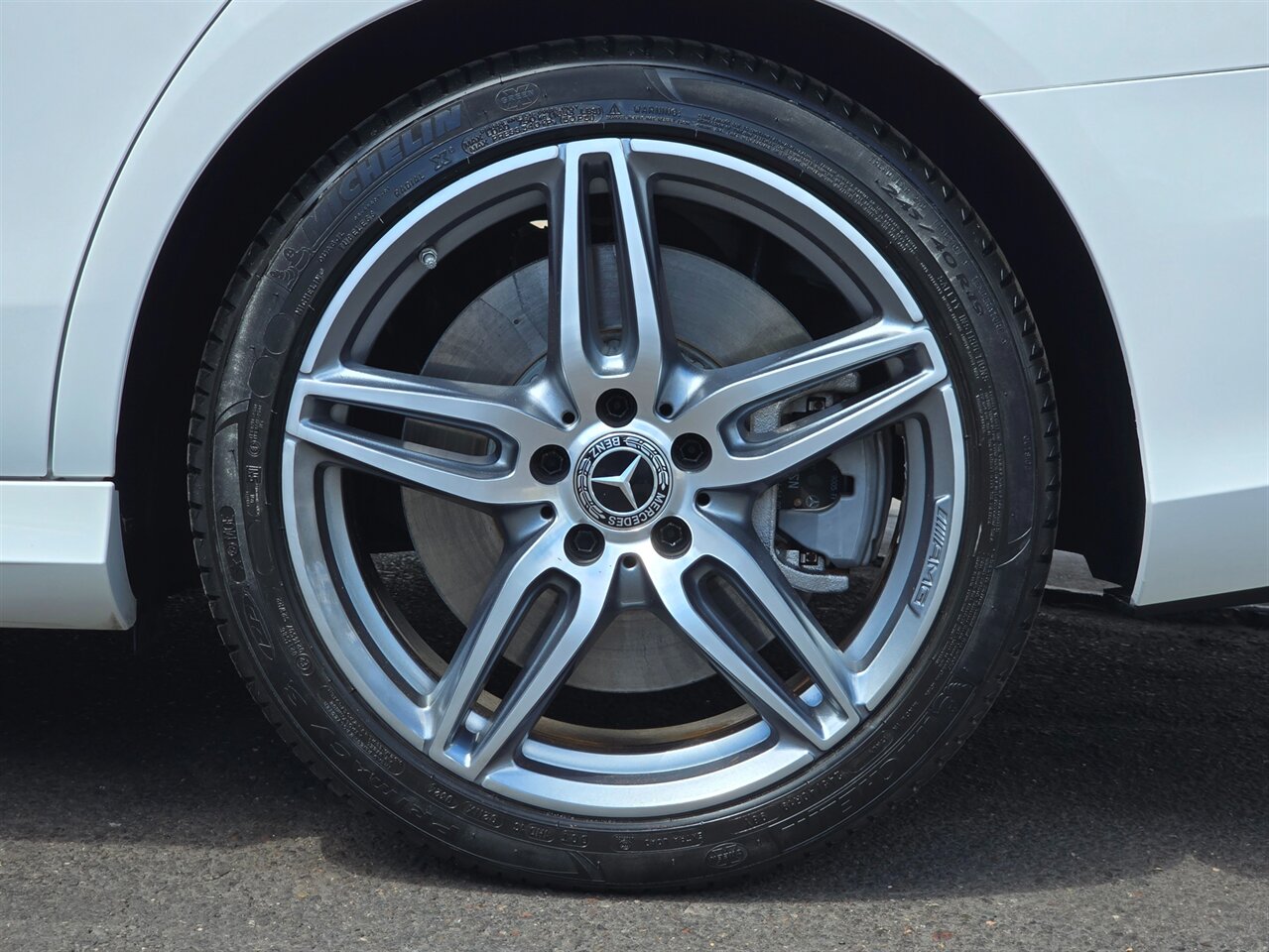 2018 Mercedes-Benz E 400 4MATIC - Photo 38 - Mesa, AZ 85215