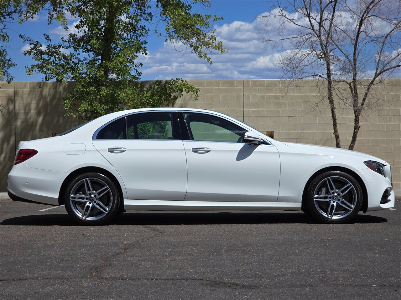 2018 Mercedes-Benz E 400 4MATIC - Photo 10 - Mesa, AZ 85215