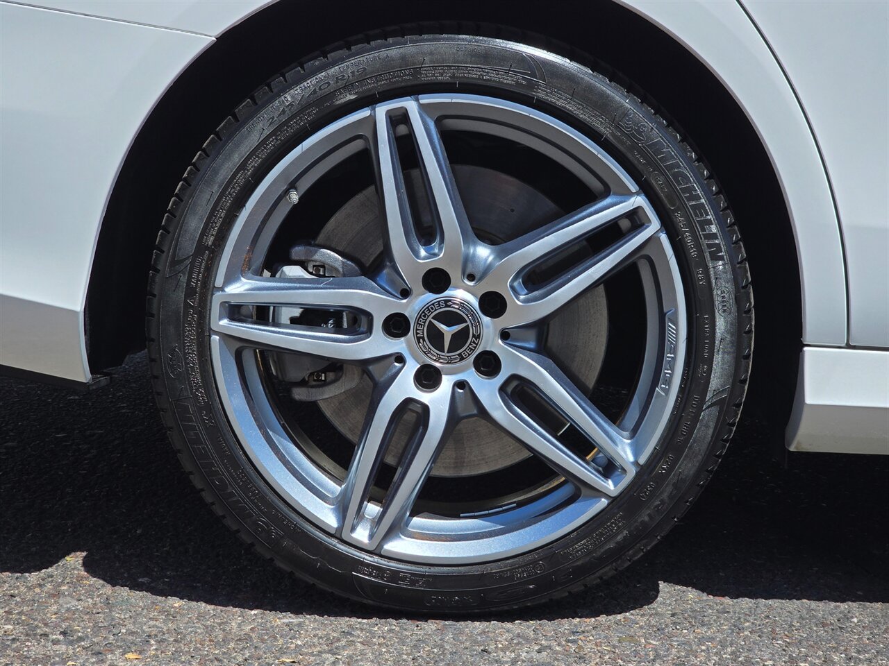 2018 Mercedes-Benz E 400 4MATIC - Photo 39 - Mesa, AZ 85215