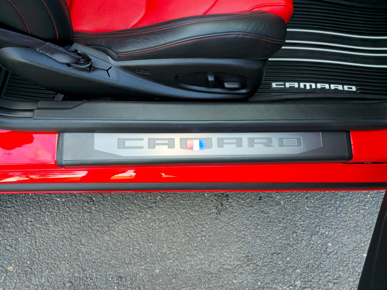 2016 Chevrolet Camaro 2SS Convertible - Photo 30 - Mesa, AZ 85215