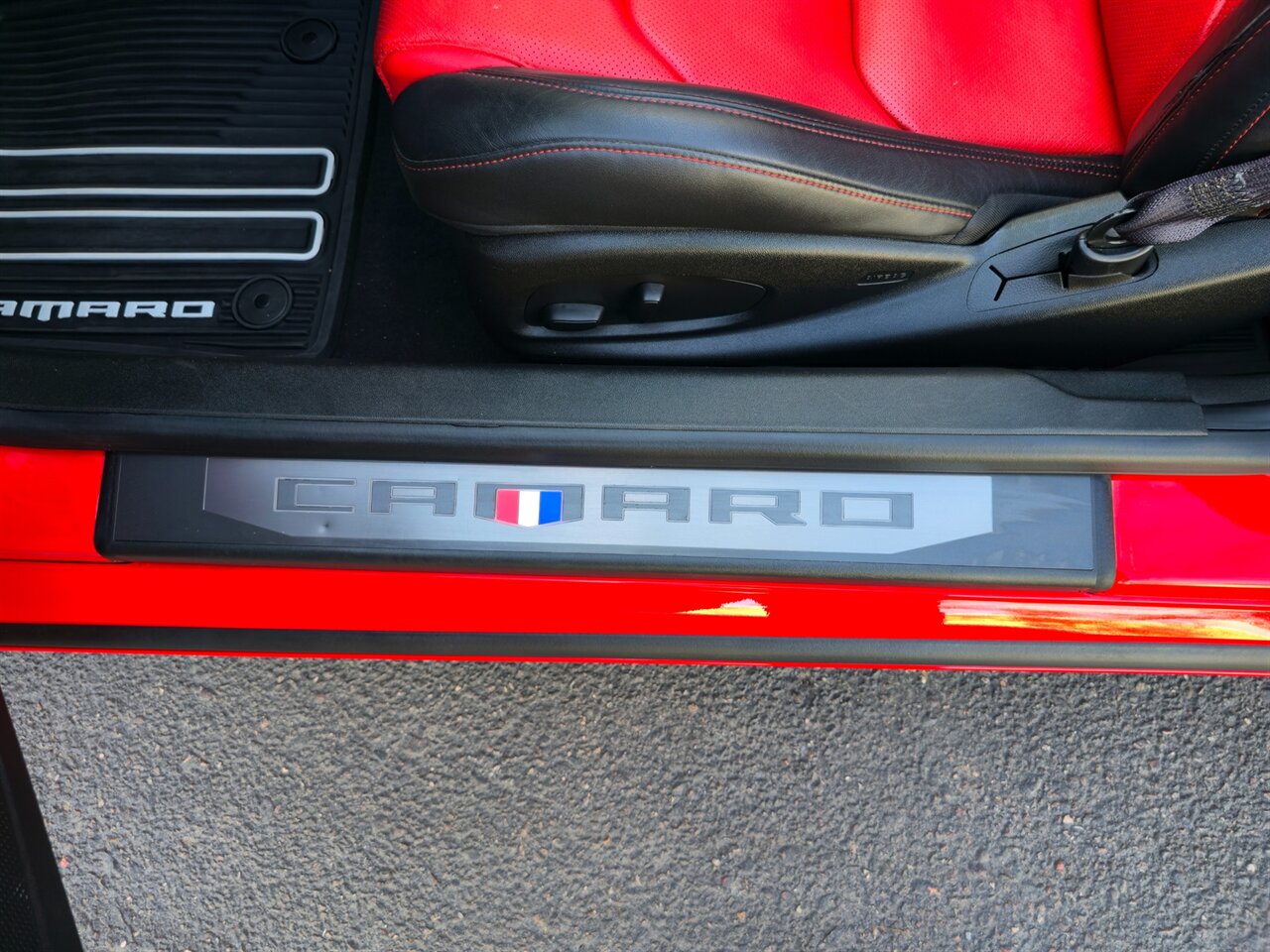 2016 Chevrolet Camaro 2SS Convertible - Photo 17 - Mesa, AZ 85215
