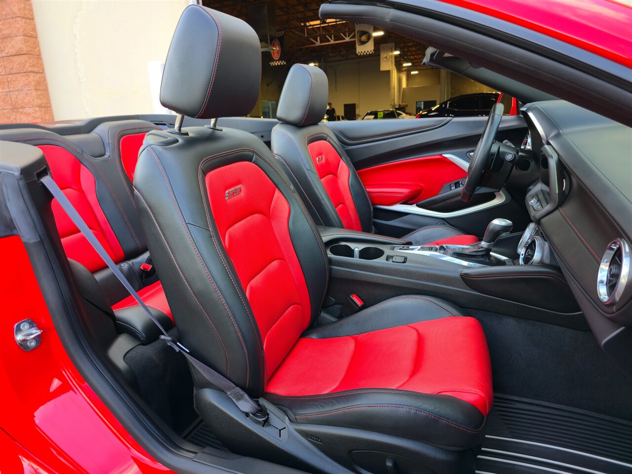 2016 Chevrolet Camaro 2SS Convertible - Photo 32 - Mesa, AZ 85215