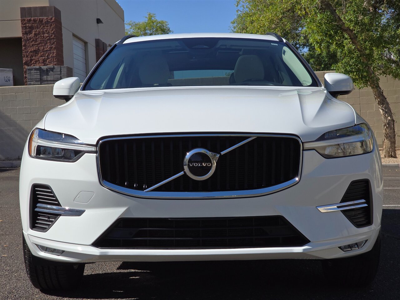 2022 Volvo XC60 B5 Momentum - Photo 4 - Mesa, AZ 85215