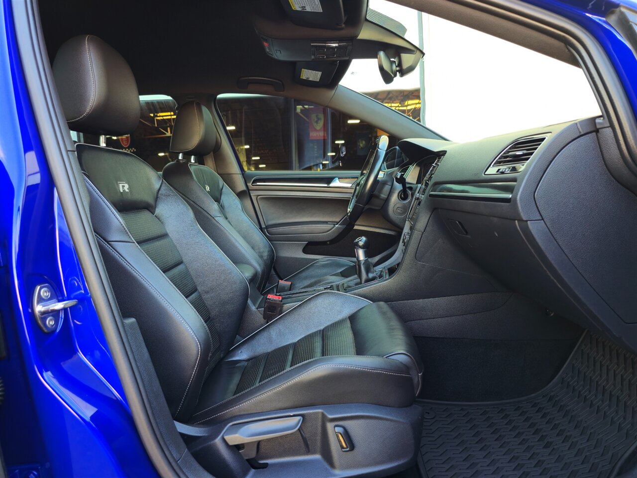 2019 Volkswagen Golf R DCC & Navigation 4Motion 4Motion - Photo 26 - Mesa, AZ 85215