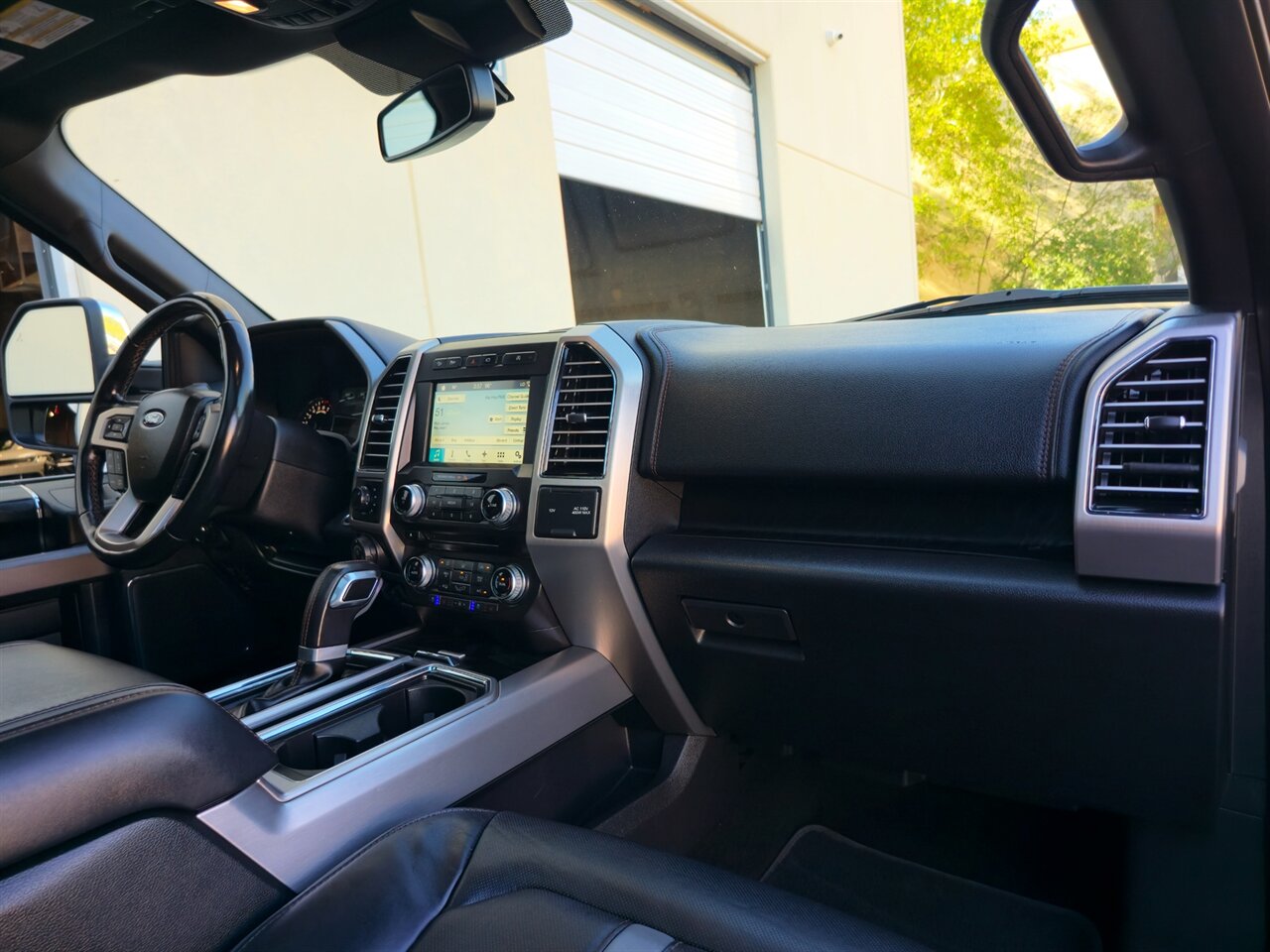 2018 Ford F-150 Platinum 4x4 SuperCrew - Photo 28 - Mesa, AZ 85215