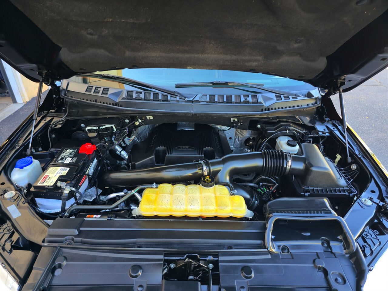 2018 Ford F-150 Platinum 4x4 SuperCrew - Photo 38 - Mesa, AZ 85215
