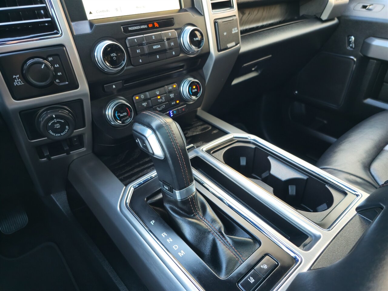 2018 Ford F-150 Platinum 4x4 SuperCrew - Photo 23 - Mesa, AZ 85215