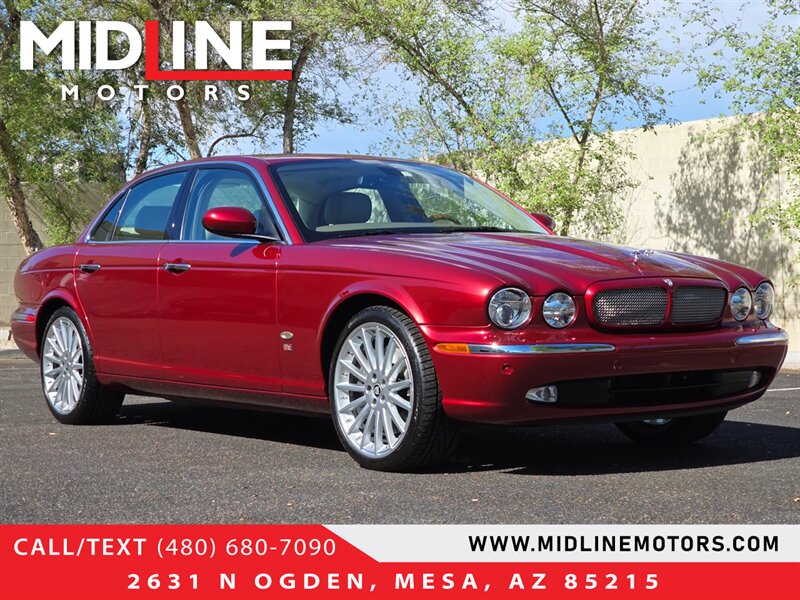 2006 Jaguar XJR  