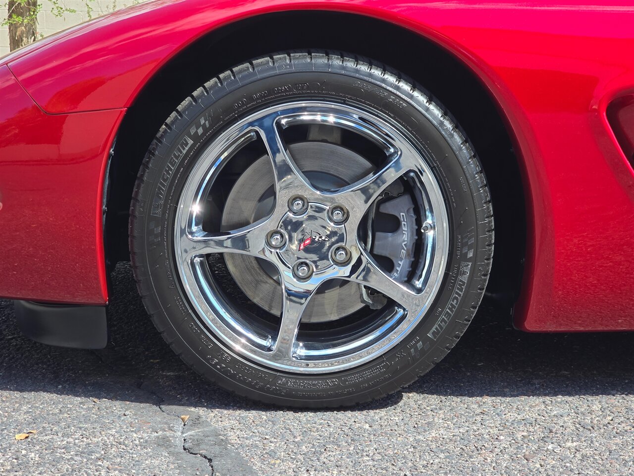 2004 Chevrolet Corvette Convertible photo 34