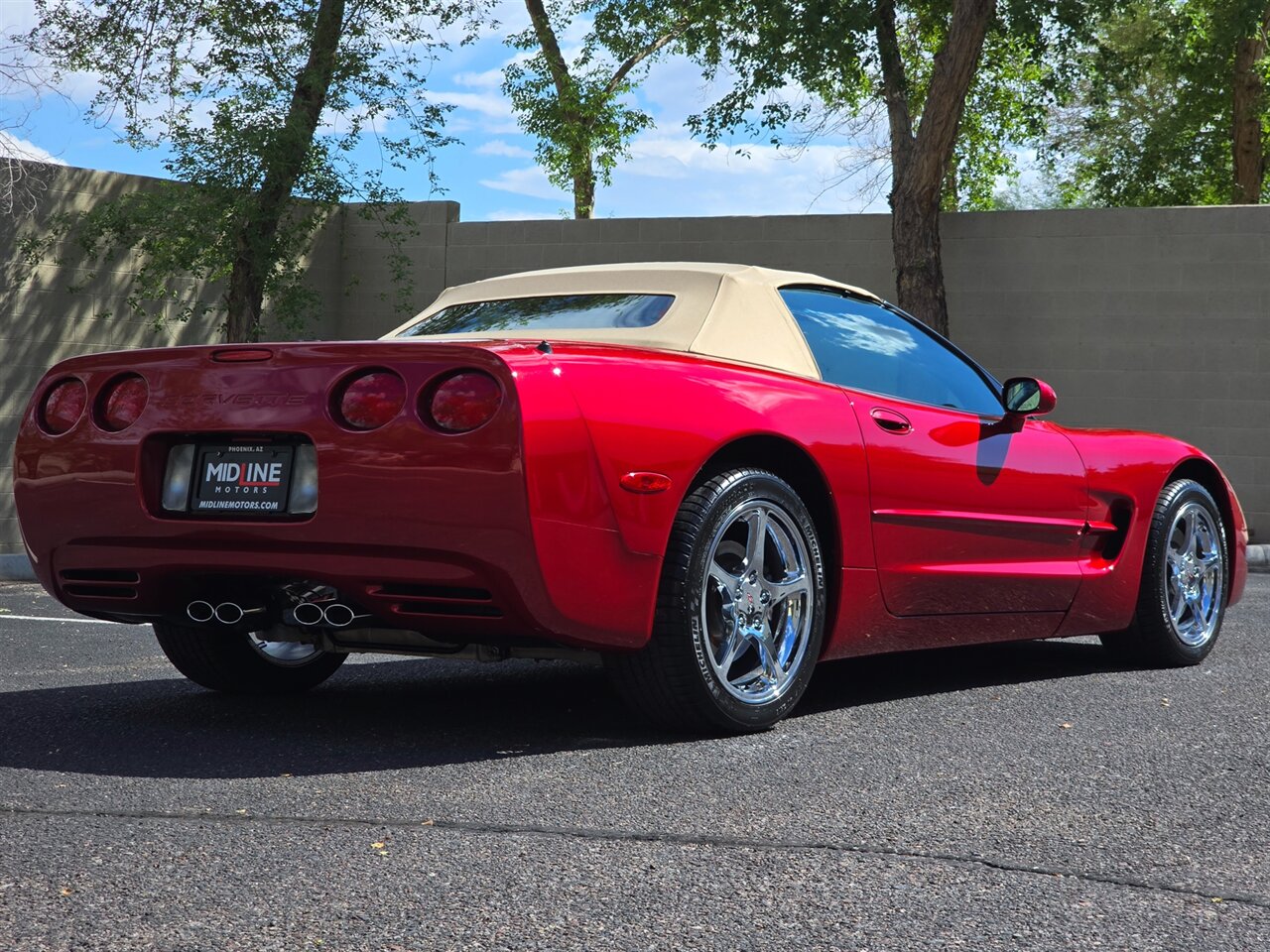 2004 Chevrolet Corvette Convertible photo 12
