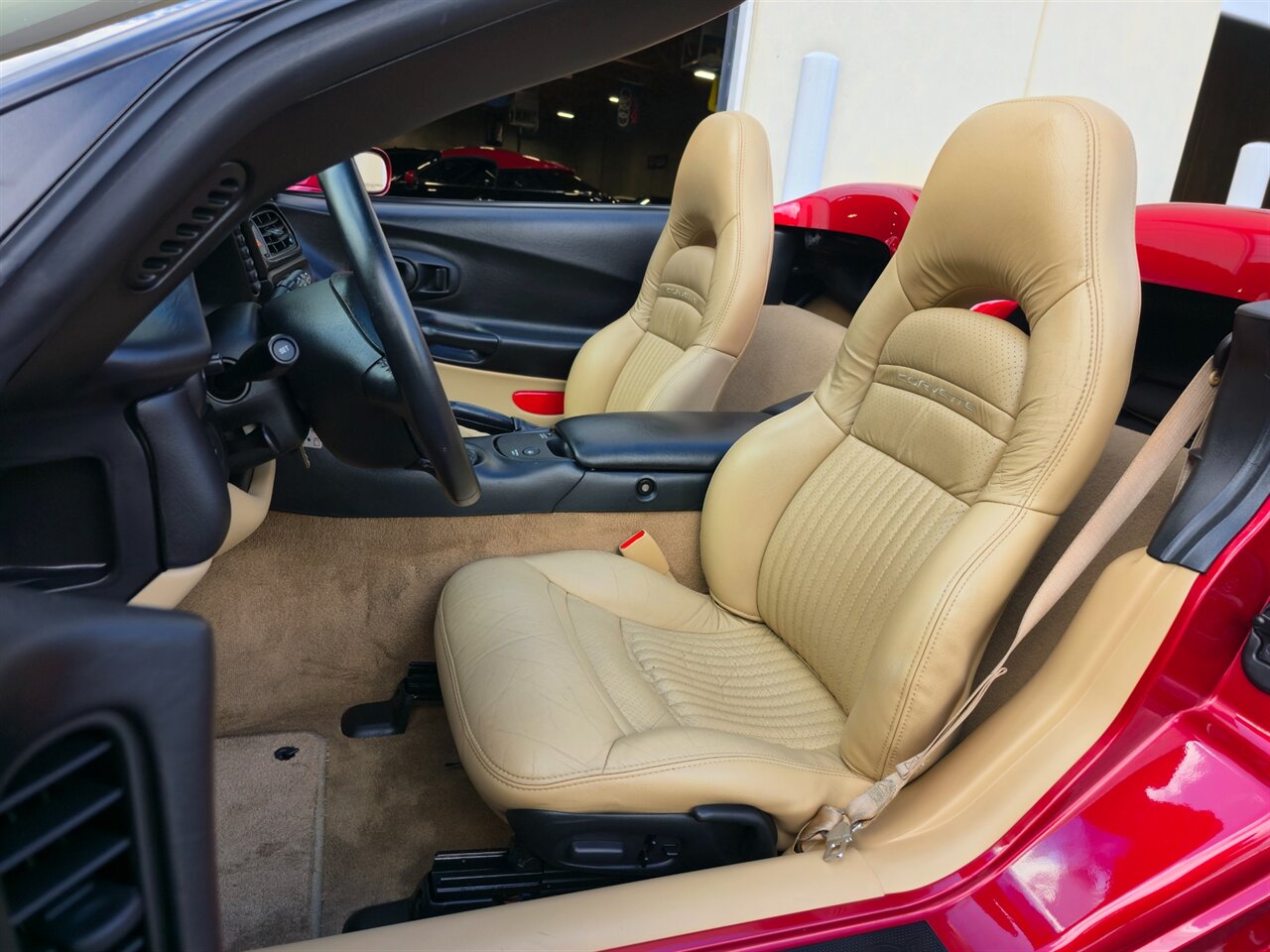 2004 Chevrolet Corvette Convertible photo 18