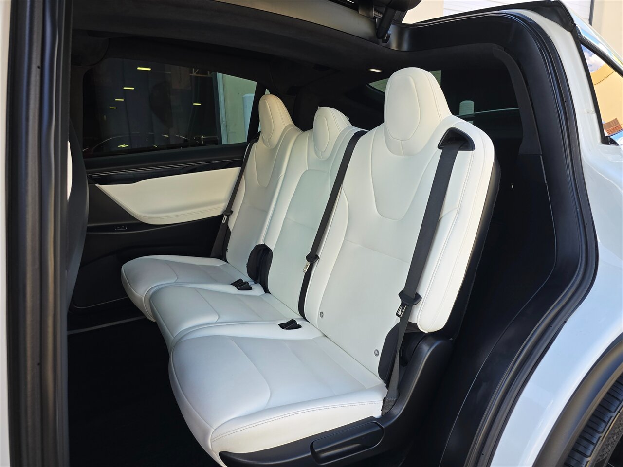 2018 Tesla Model X 100D   - Photo 27 - Mesa, AZ 85215