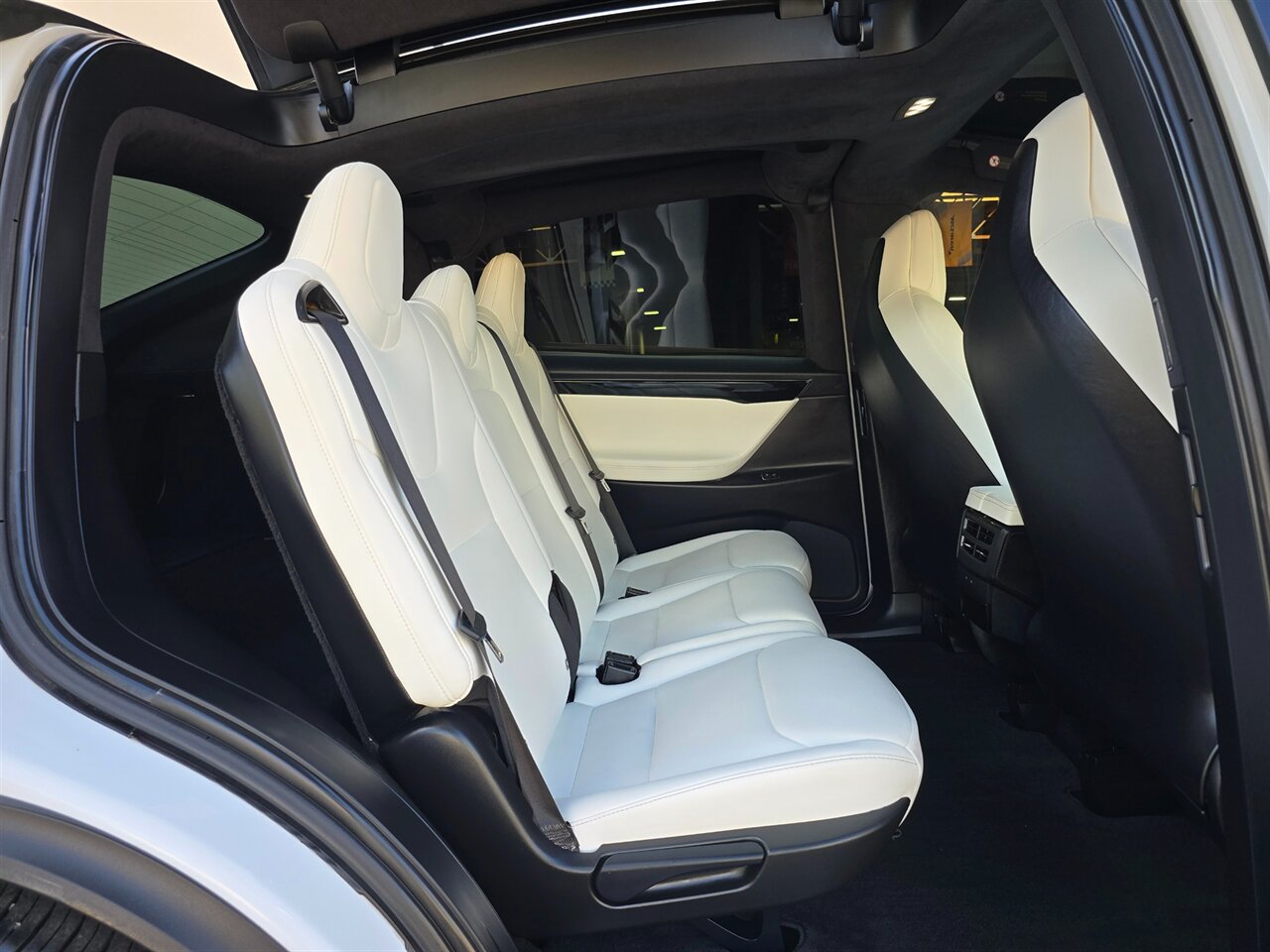 2018 Tesla Model X 100D   - Photo 29 - Mesa, AZ 85215