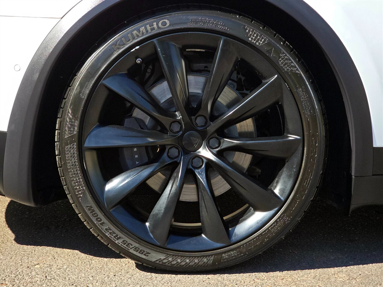 2018 Tesla Model X 100D   - Photo 35 - Mesa, AZ 85215